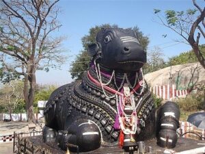 Bull Temple -Sightseeing cabs in Bangalore,Citylinecabs.com,cabsrental.in