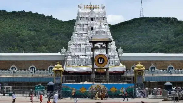 Sri Venkateswara Swamy Vaari Temple.Tirupati Darshan Cabs.cabsrental.in